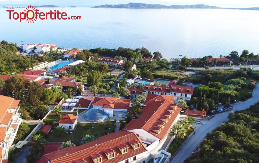 Ранни резервации Лято 2025! Aristoteles Holiday Resort 4* Халкидики, Атон! Нощувка с All Inclusive, басейн, и безплатно дете до 11.99г от 95 лева на човек