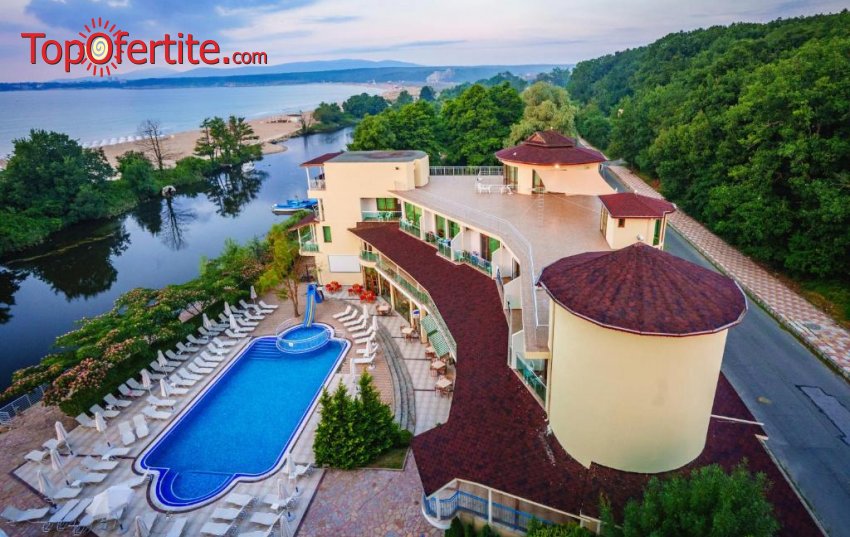 На море  в Хотел Перла Сън Бийч 4*, Приморско! Нощувка на база All inclusive, външен басейн за 143 лв на човек + БЕЗПЛАТНО за дете до 11,99г.