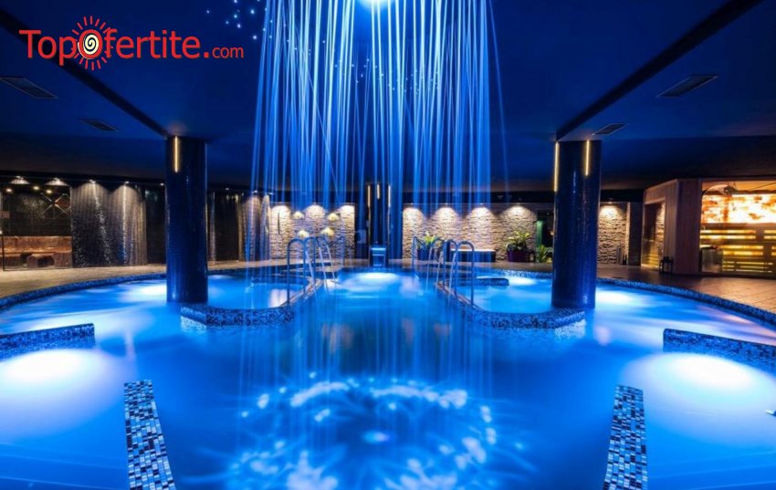 На море в Гранд хотел Свети Влас 5* на Първа линия! Нощувка на база Ultra all inclusive, басейни, джакузи и СПА пакет на цени от 129 лв на човек