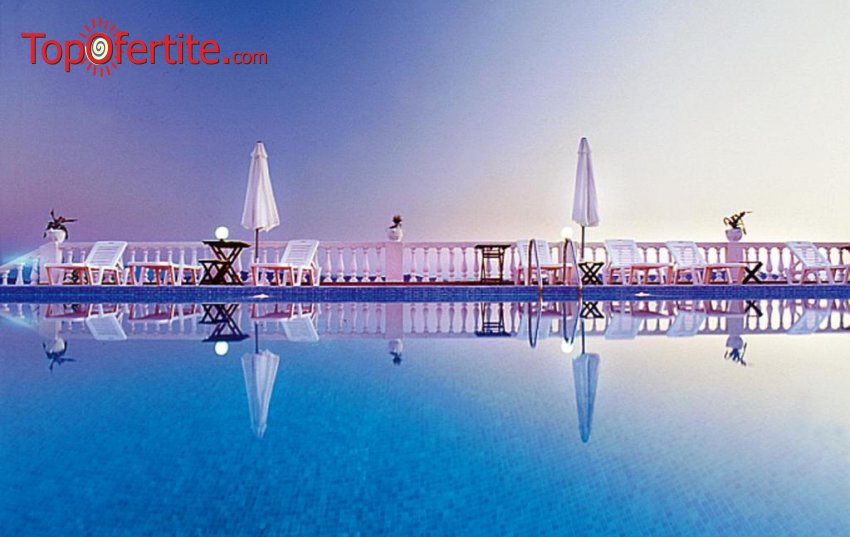 Лято 2025 в Гърция! Akti Ouranoupoli Beach Resort 4*, Атон, Халкидики! 1 нощувка със закуска и вечеря от 109 лева на човек