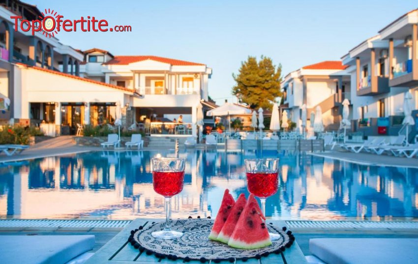 Лято 2025! Acrotel Lily Ann Village 3*, Халкидики, Ситония! Нощувка със закуска и вечеря и безплатно дете до 11.99г от 112 лева на човек