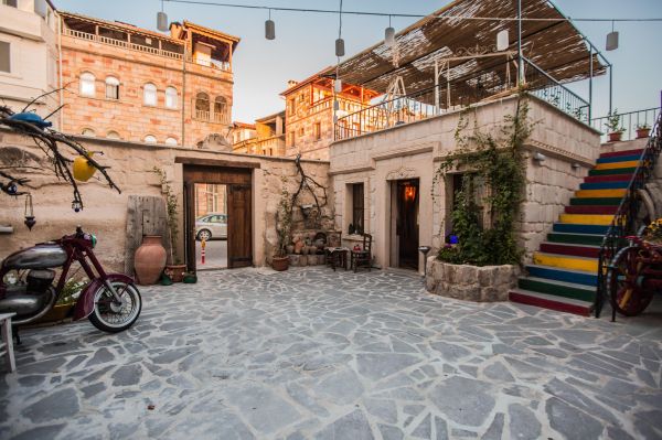 Young Cave Hotel Boutique Hotel