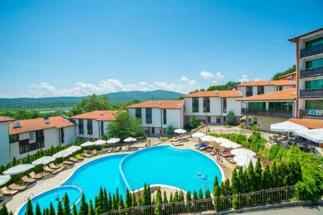 На море в Аркутино Фемили Ризорт 4* на Първа линия! Нощувка на база All Inclusive + басейн, чадър и шезлонг на плажа на цени от 54,45 евро на човек
