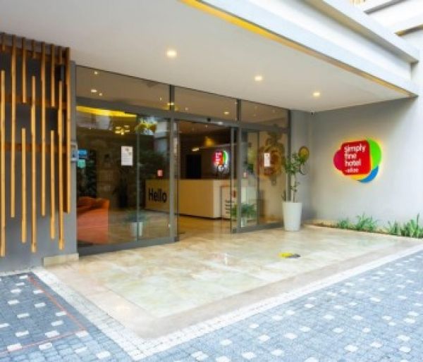 SIMPLY FINE HOTEL ALIZE