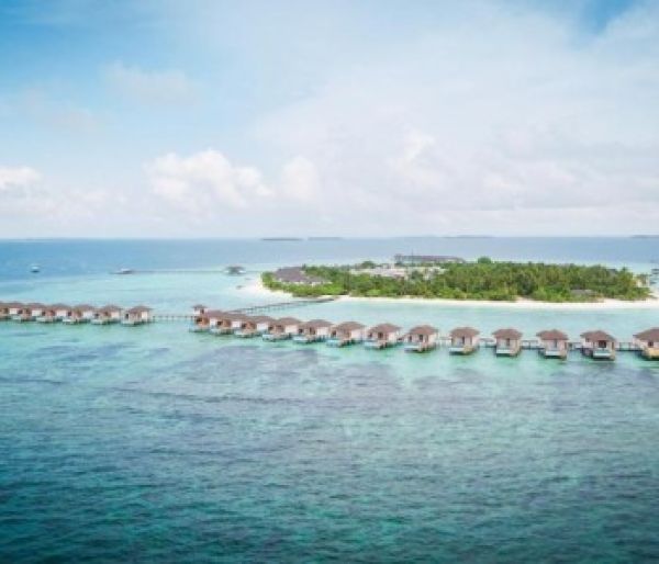 ROBINSON CLUB NOONU
