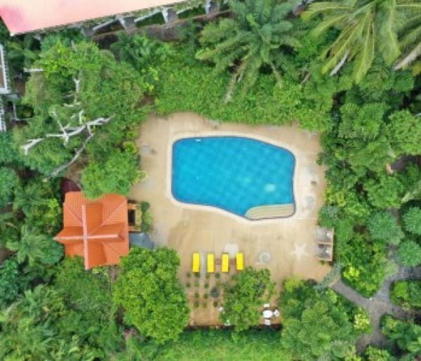 Tropica Bungalow Resort & Restaurant
