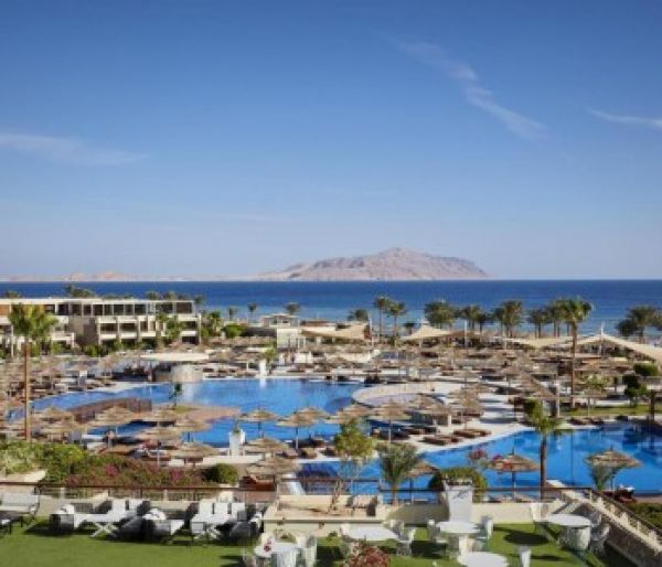 CORAL SEA SENSATORI RESORT