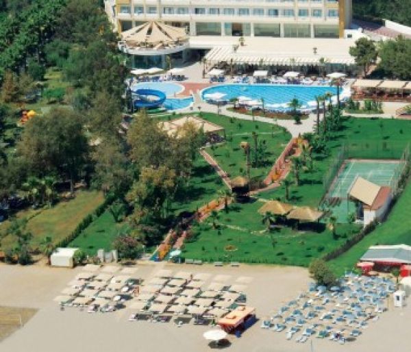 LYCUS BEACH HOTEL