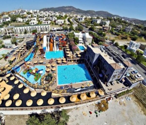 FLEUR BAY RESORT